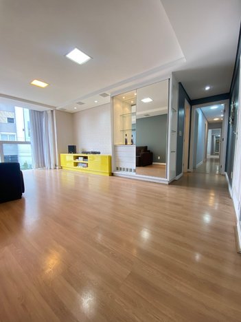 apartment em Avenida Jornalista Rubens de Arruda Ramos, Centro - Florianópolis - SC
