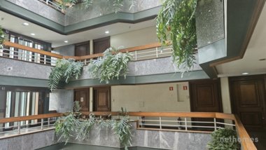 office em Rua Dom Pedro II, São João - Porto Alegre - RS