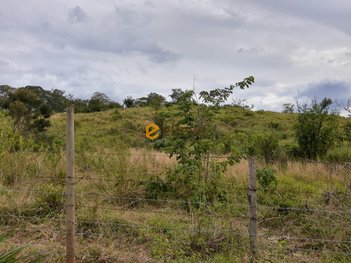 land_lot em Avenida Mário Fonseca Viana, Angicos - Vespasiano - MG