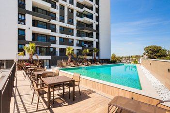 apartment em Avenida Presidente Affonso Camargo, Cristo Rei - Curitiba - PR