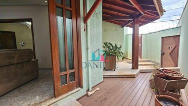 house em Avenida Antonio Bento Chiossi, Jardim Botânico - Araraquara - SP