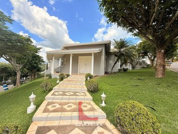 house em Rua Strasbourg, Condomínio Residencial Euroville - Bragança Paulista - SP