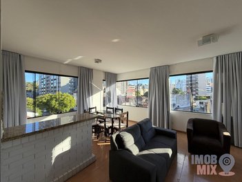 apartment em Rua Azevedo Sodré, Passo da Areia - Porto Alegre - RS