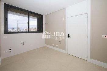 apartment em Rua Herculano Carlos Franco de Souza, Água Verde - Curitiba - PR