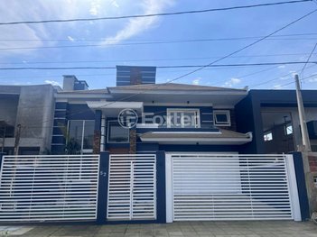 house em Rua Islândia, Marechal Rondon - Canoas - RS