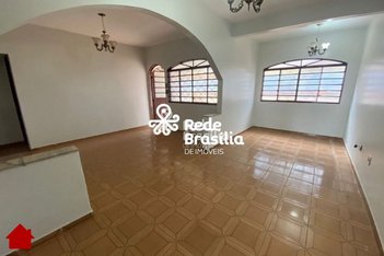 house em Quadra 2 Conjunto A-12, Sobradinho - Brasília - DF