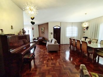 house em Rua Castelo de Alenquer, Castelo - Belo Horizonte - MG