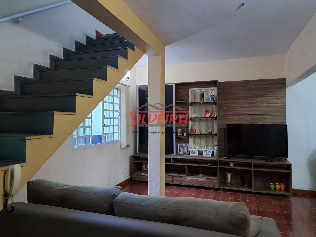 Casa com 4 quartos — Floramar, Belo Horizonte