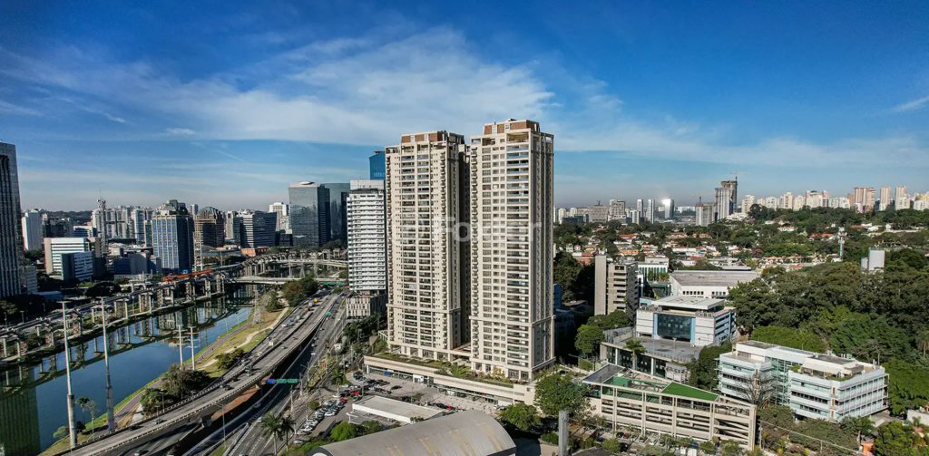 predio-moderno-com-vista-panoramica