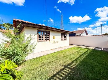 house em Rua Orestes Foggiatto, Costeira - São José dos Pinhais - PR