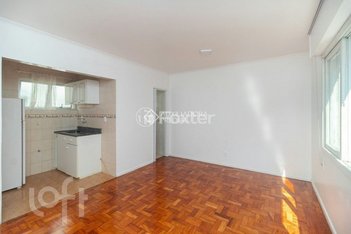 apartment em Rua Duque de Caxias, Centro Histórico - Porto Alegre - RS