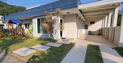 house em Avenida Luiz Boiteux Piazza, Cachoeira do Bom Jesus - Florianópolis - SC