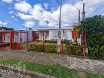 house em Rua Desembargador Hugo Candal, Três Figueiras - Porto Alegre - RS