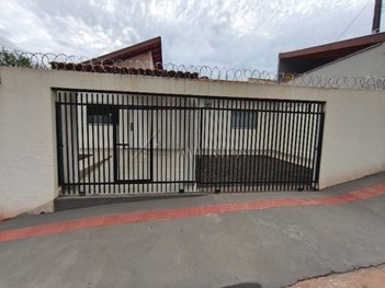 house em Rua Luiz Spoladore, Jardim Graziela - Londrina - PR