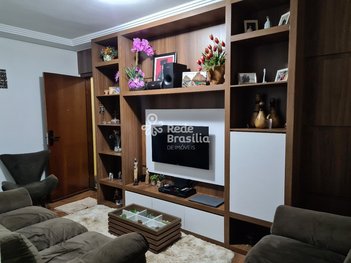 apartment em QS 6 Conjunto 5, Riacho Fundo II - Brasília - DF