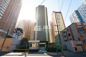 apartment em Avenida Silva Jardim, Água Verde - Curitiba - PR