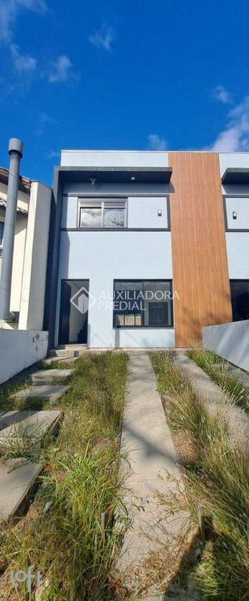 house em Elton Volker, Mário Quintana - Porto Alegre - RS