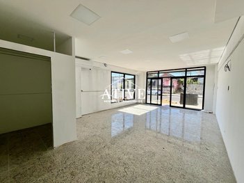 business em Rua Santa Rita de Cássia, COHAB - Cachoeirinha - RS