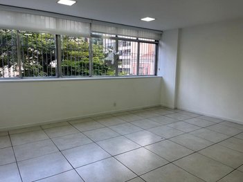 office em Rua do Imperador, Centro - Petrópolis - RJ