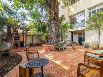 house em Rua Monsenhor Alberto Pequeno, Pacaembu - São Paulo - SP