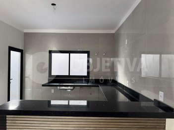 house em Rua Abiail Figueiredo Gil, Santa Rosa - Uberlândia - MG