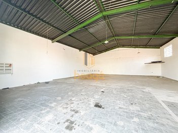 industrial em Rua Constantinopla, Parque Recreio - Contagem - MG