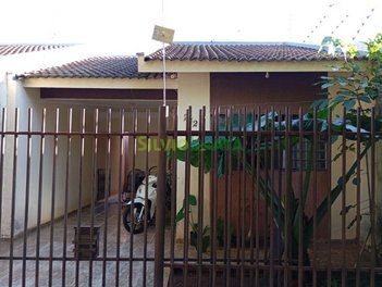 house em Rua Luzia Cândida de Jesus, Jardim São Clemente - Maringá - PR