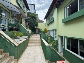 house em Rua Conde de Valadares, Nova Cachoeirinha - Belo Horizonte - MG