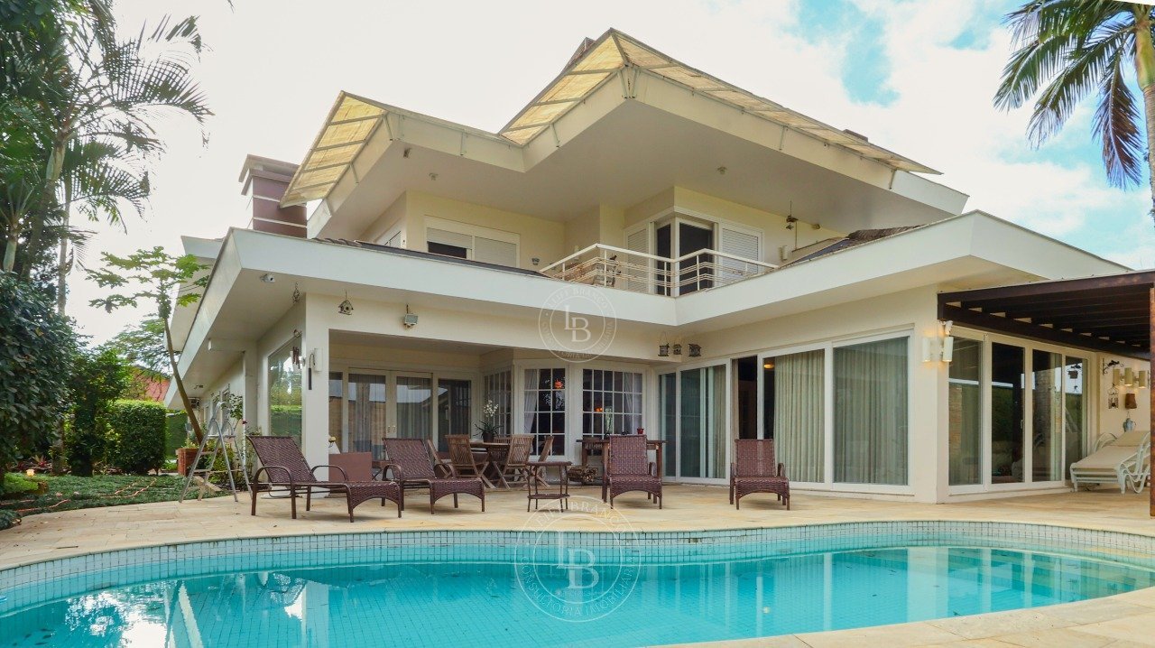01 Casa em Condomínio Fechado _ a venda _ Country Club _ Pirabeiraba _ Joinville _ Santa Catarina _