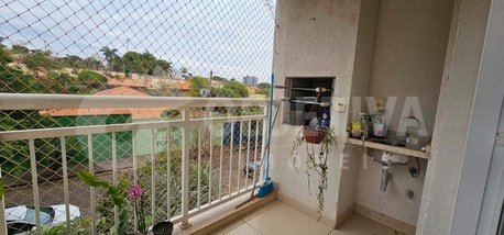 apartment em Rua Fádua Barcha Gustim, Tubalina - Uberlândia - MG