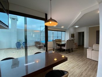 apartment em Rua das Moreias, Jurerê - Florianópolis - SC