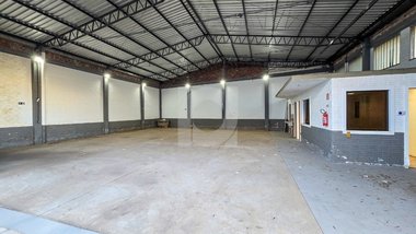 industrial em Avenida Getúlio Vargas, São João Batista - São Leopoldo - RS