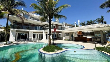 house em Rua da Anchôva, Jurerê Internacional - Florianópolis - SC