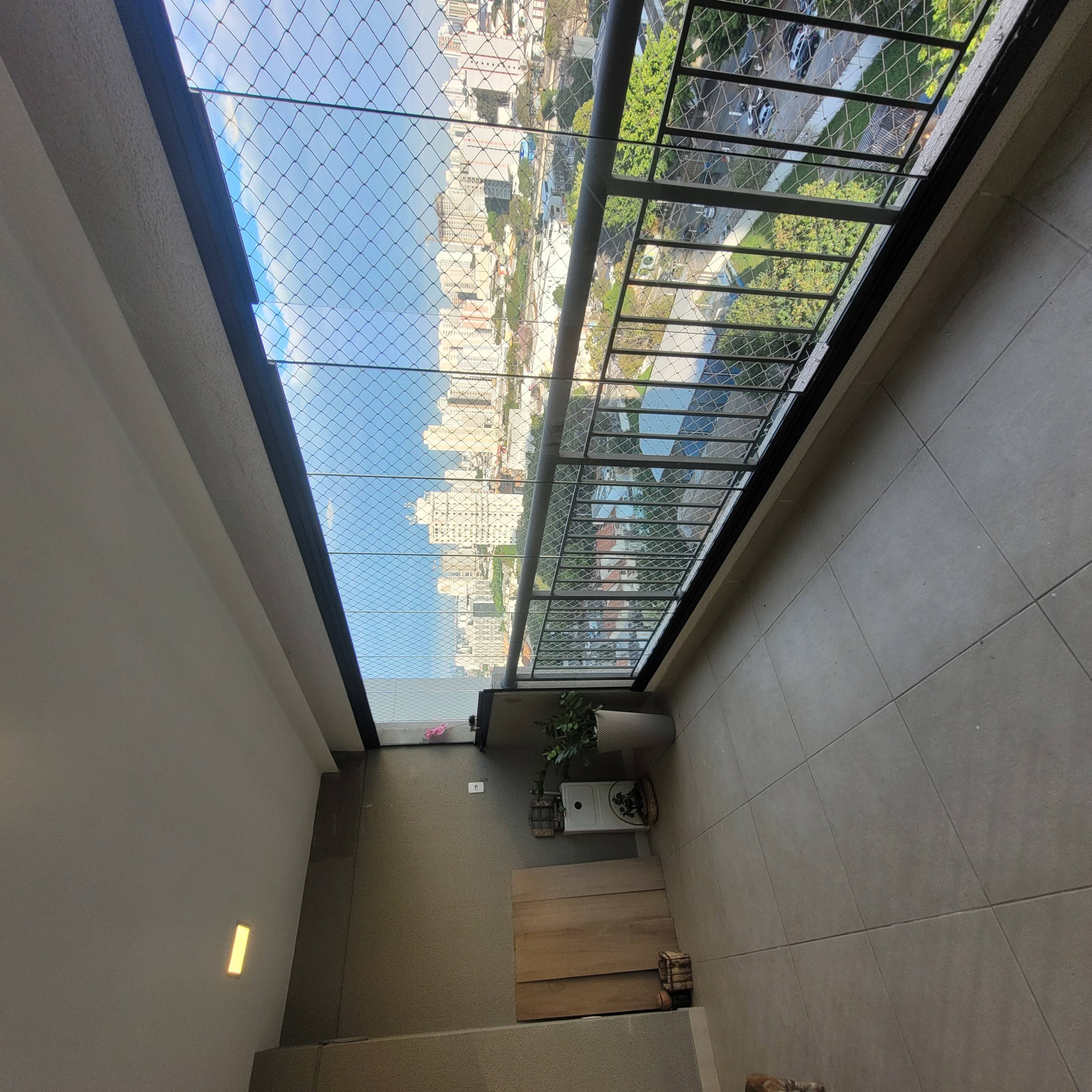 img2