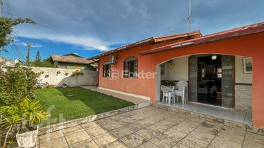 house em Rua Isidoro Garcez, Rio Tavares - Florianópolis - SC