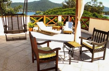 hotel em Rodovia Jornalista Manoel de Menezes, Barra da Lagoa - Florianópolis - SC