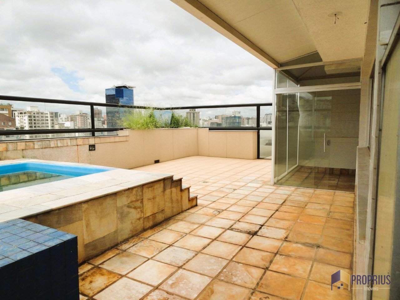 Cobertura com 4 quartos — Funcionários, Belo Horizonte