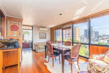 apartment em Rua André Puente, Independência - Porto Alegre - RS
