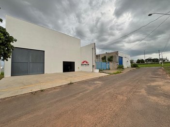 industrial em Rua Pioneiro Moacyr Antônio, Vila Verde - Cacoal - RO