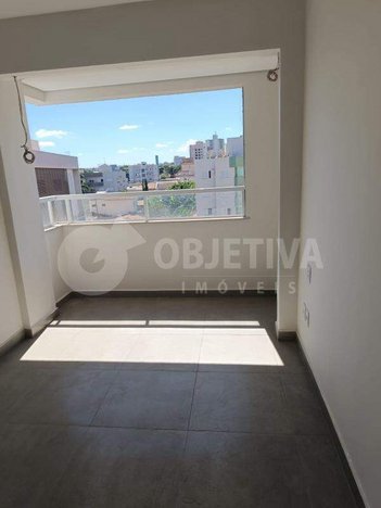 apartment em Rua Maria Esperança, Santa Mônica - Uberlândia - MG