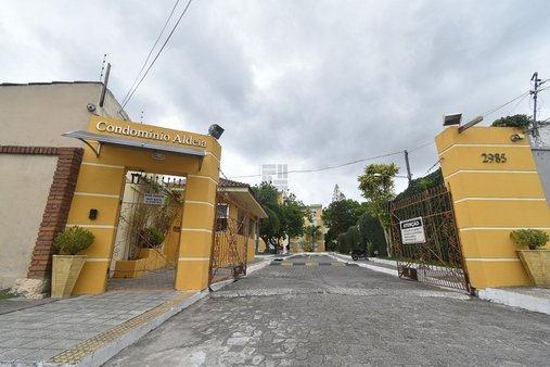 Cômodo Condomínio