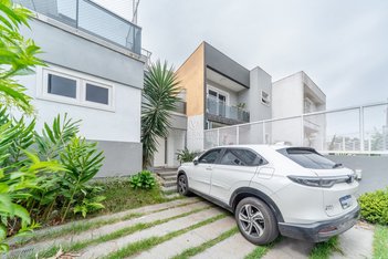 house em Fabiana Kila de Ávila, Hípica - Porto Alegre - RS