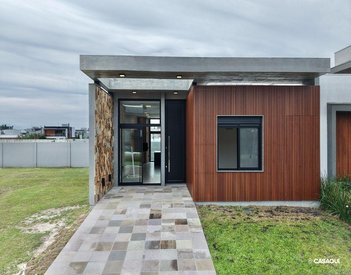 house em Rua Rio Camisas, Centro - Xangri-Lá - RS