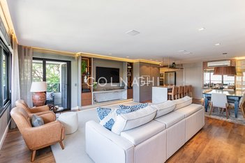 apartment em Rua Germano Petersen Júnior, Auxiliadora - Porto Alegre - RS