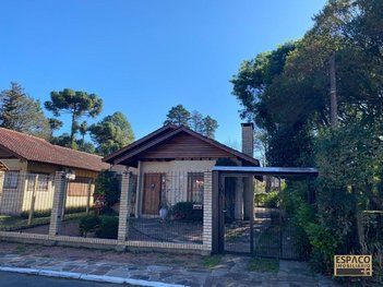 house em Rua Alberto Pasqualini, Planalto - Gramado - RS