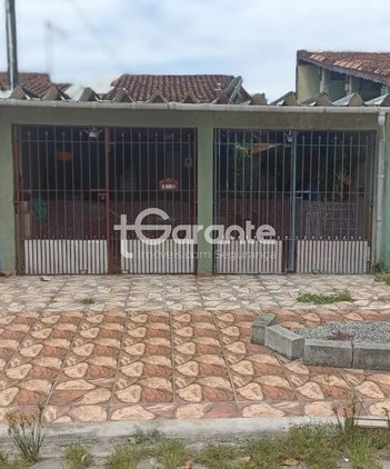house em Rua Geysa Marcok, Itaguaí - Mongaguá - SP