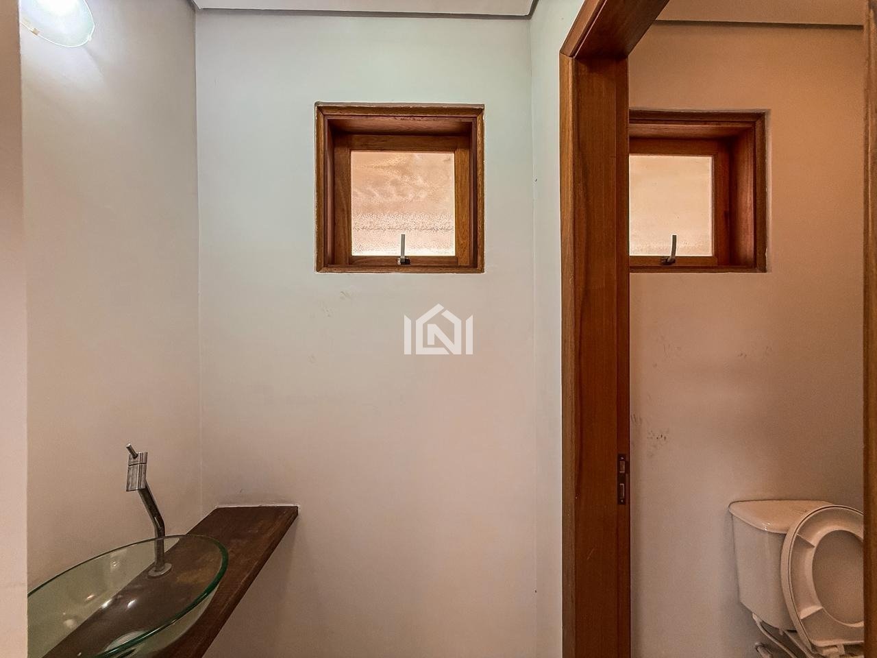 casa a venda no condominio reserva vale verde - lavabo