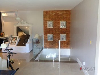 apartment em Estrada União e Indústria, Nogueira - Petrópolis - RJ