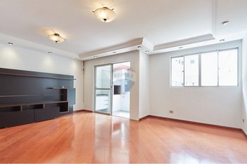 apartment em Rua Alferes Ângelo Sampaio, Água Verde - Curitiba - PR