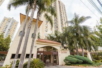 apartment em Avenida Grécia, Passo da Areia - Porto Alegre - RS